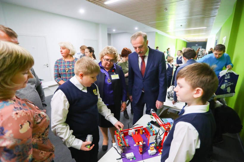 Фестиваль робототехники для школьников Московской области начался в Люберцах