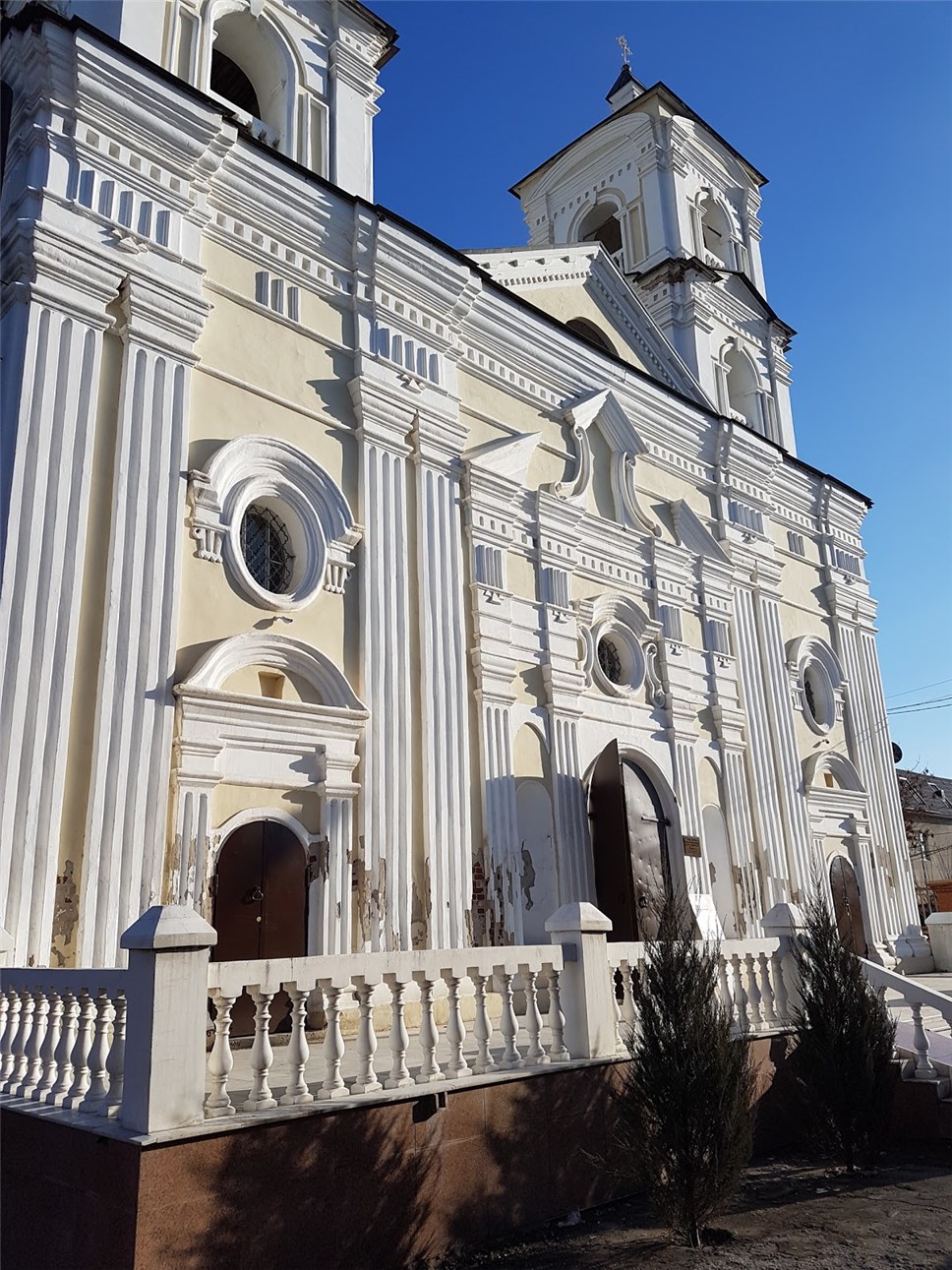 католический храм в астрахани