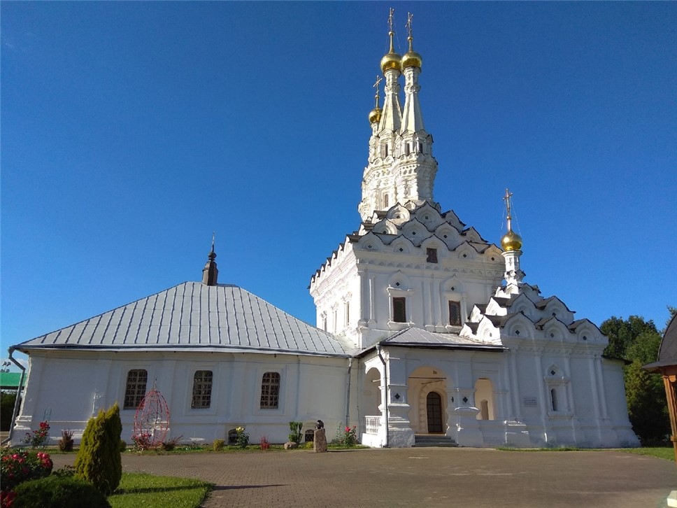 Вязьма. Одигитриевская церковь. Все фото автора.