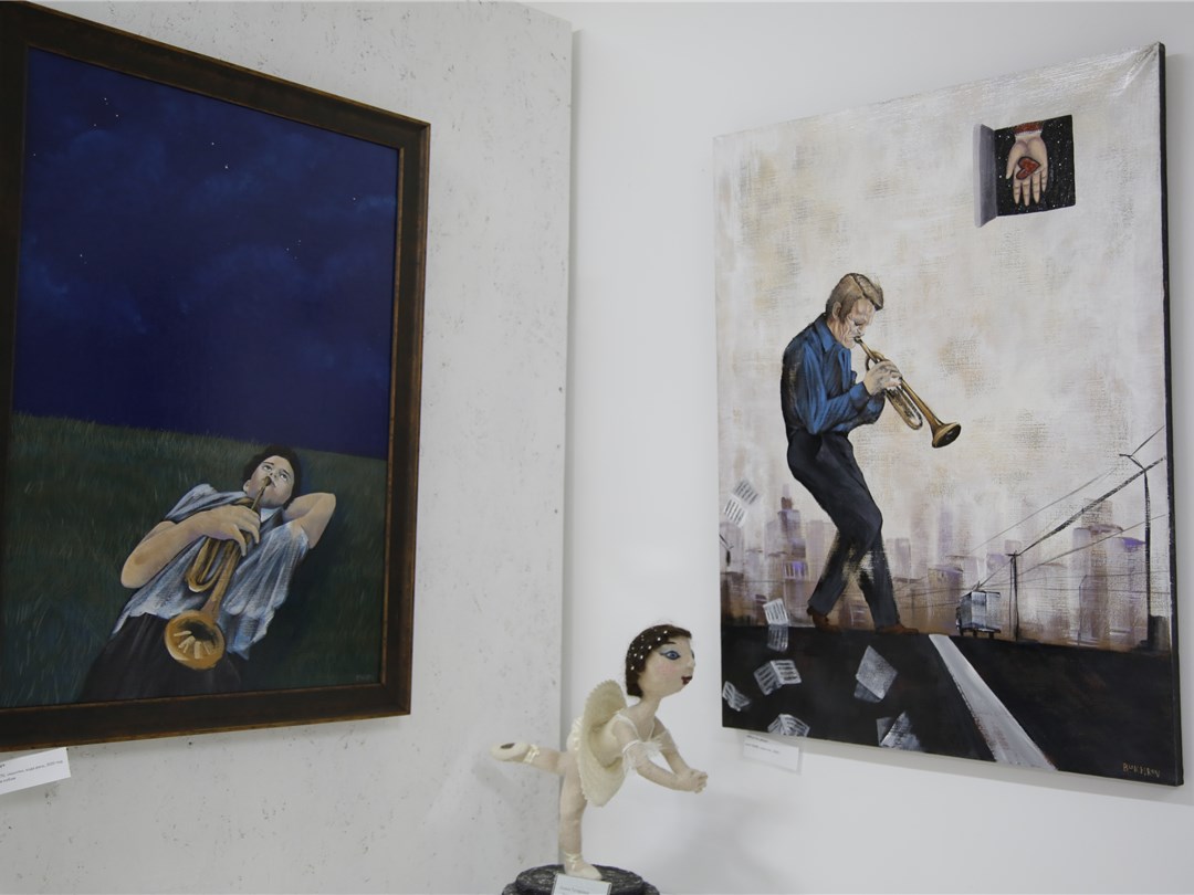 Выставка Дмитрия Бухрова  "Откуда ноги растут"