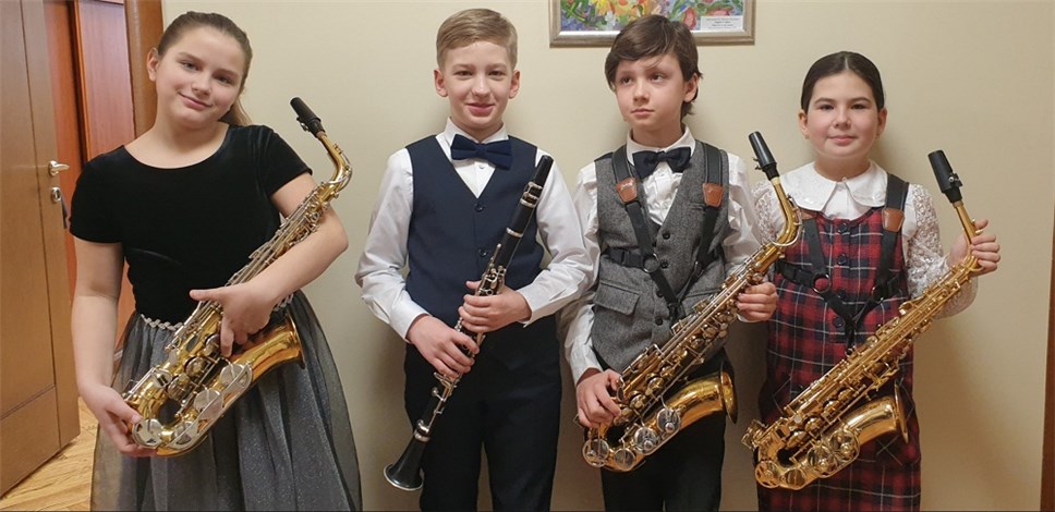Саксофонисты из Феодосии.  Фото: Елена Алексеева
