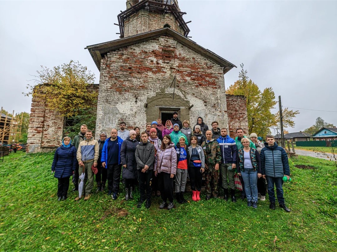 Уникальную деревянную церковь Николая Чудотворца в Костромской области спасают волонтеры культуры