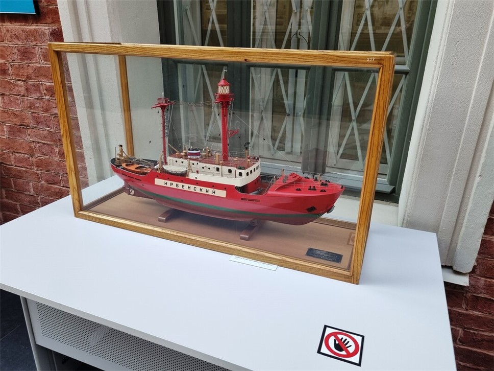 В Санкт-Петербурге открылась выставка про Кронштадтский морской завод
