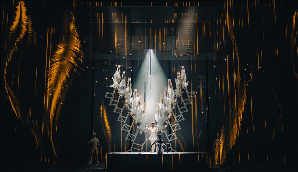 Известная акробатическая труппа из Гуанчжоу покажет захватывающий шоу-балет «Лебединое озеро» («Лебедь»/SWAN) в Москве и Санкт-Петербурге